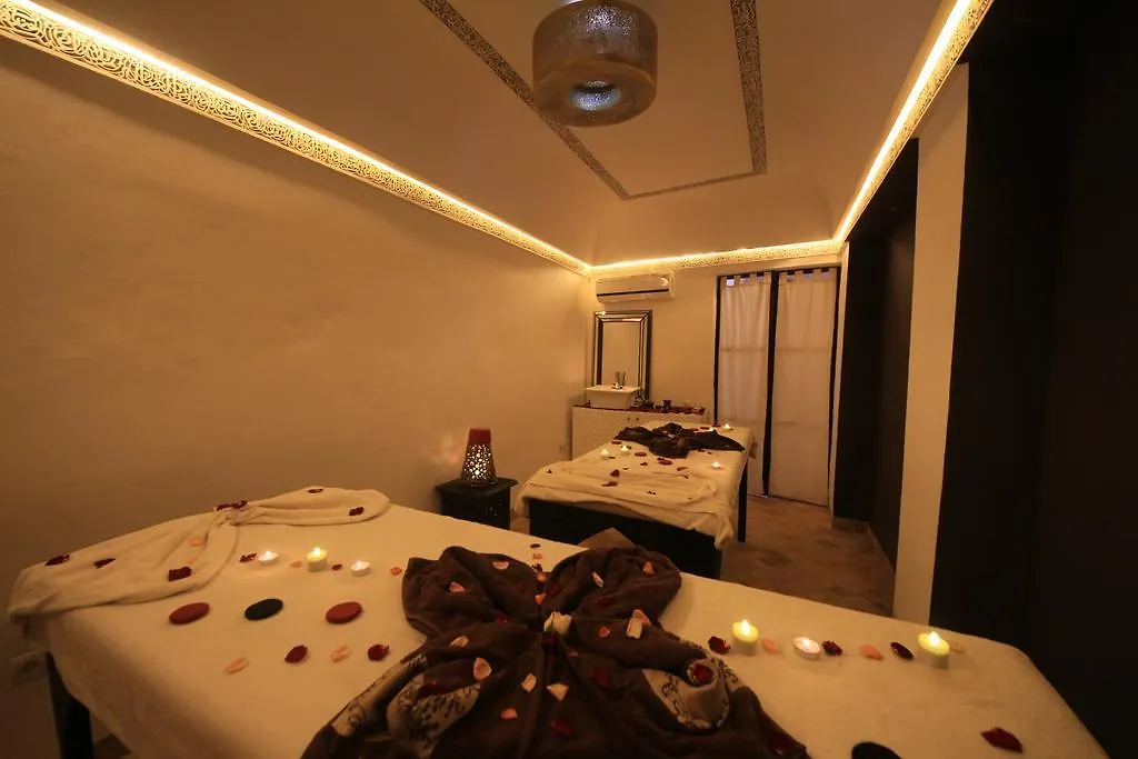 ****  Riad De Vinci & Spa Marakeş Fas